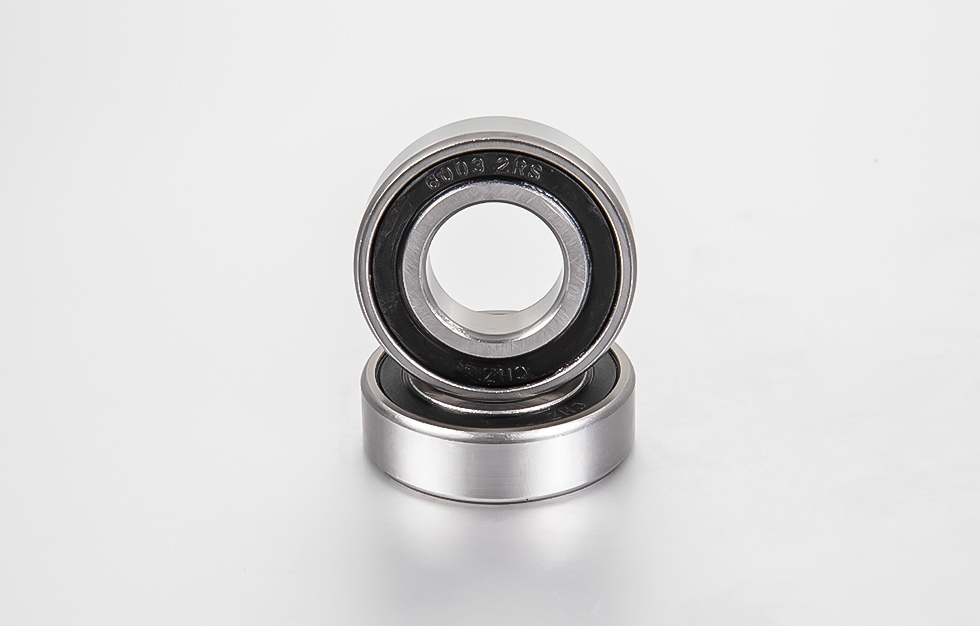 Precision design of rolling bearing fit